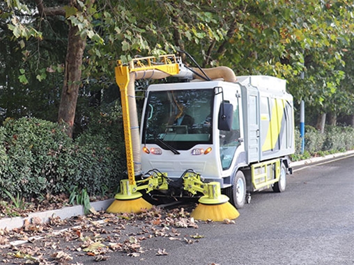 純電動(dòng)樹葉收集車